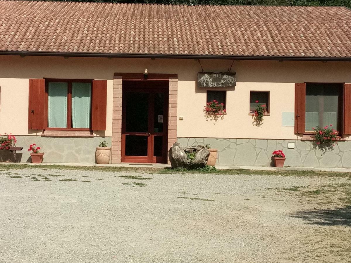 Agriturismo Rio Ricco Busana Bagian luar foto